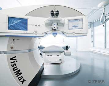 Femtolasik in einer renommierte Augenklinik im Ausland Polen Breslau. Anerkannte Augenchirurgen bieten preisgünstige Augenoperationen, wie Lasik, Lasek, Epilasik an. Die Augenärzte verfügen über große Erfahrungen auf dem Gebiet der Korrektur von Fehlsichtigkeit mit der Lasermethode.
